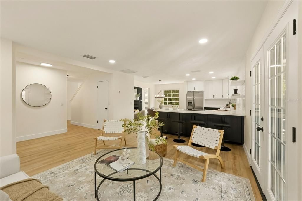 For Sale: $599,999 (3 beds, 3 baths, 1812 Square Feet)