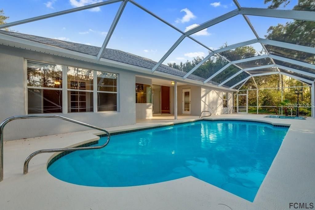 For Sale: $590,000 (4 beds, 3 baths, 2466 Square Feet)