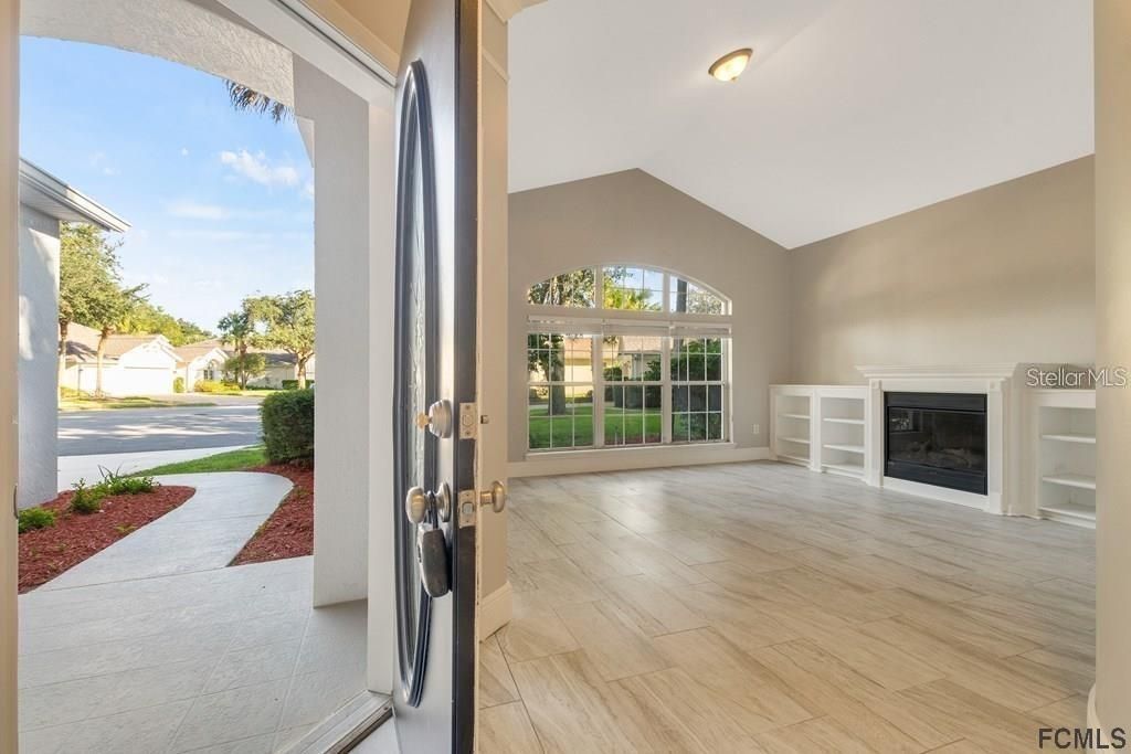 For Sale: $590,000 (4 beds, 3 baths, 2466 Square Feet)
