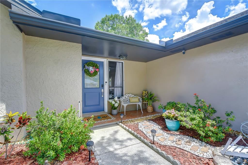 For Sale: $560,000 (3 beds, 2 baths, 1545 Square Feet)