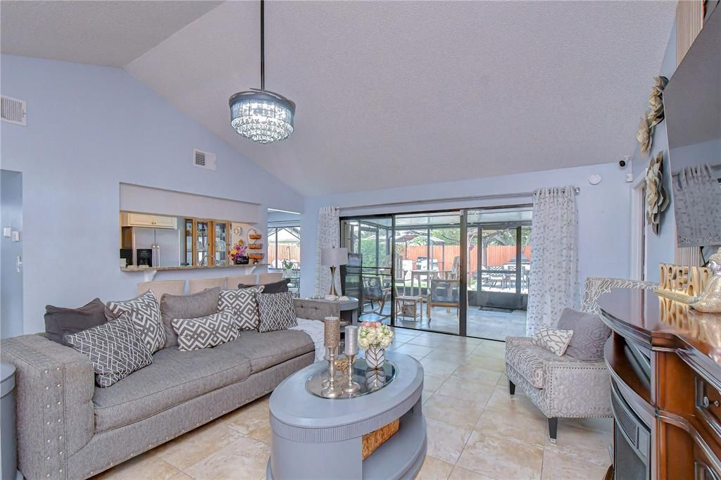 For Sale: $560,000 (3 beds, 2 baths, 1545 Square Feet)