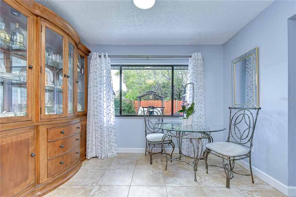 For Sale: $560,000 (3 beds, 2 baths, 1545 Square Feet)
