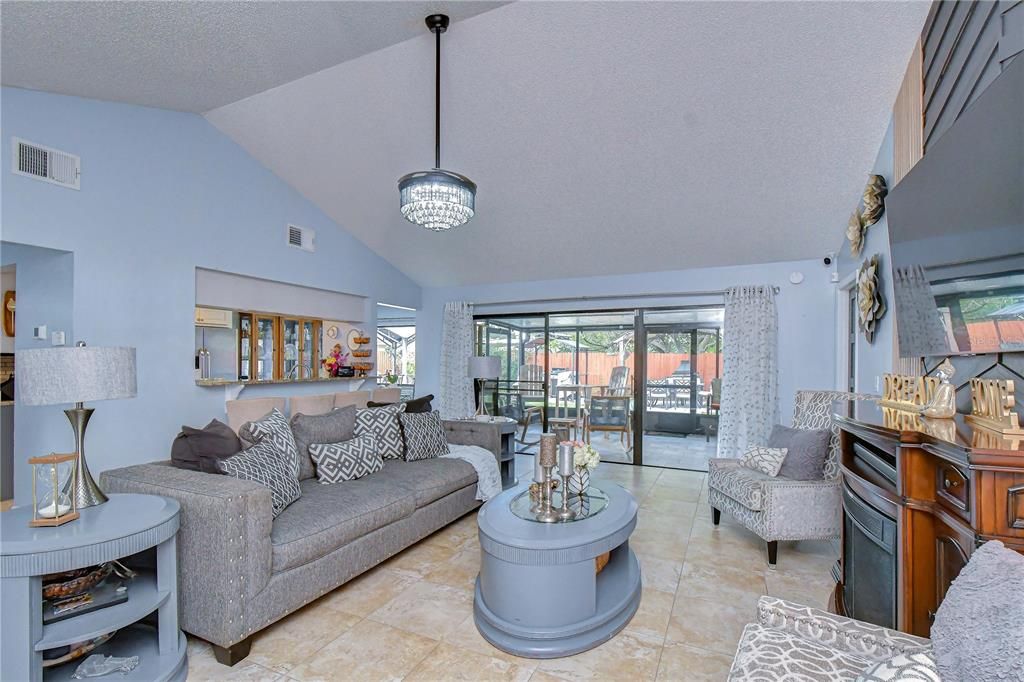 For Sale: $560,000 (3 beds, 2 baths, 1545 Square Feet)