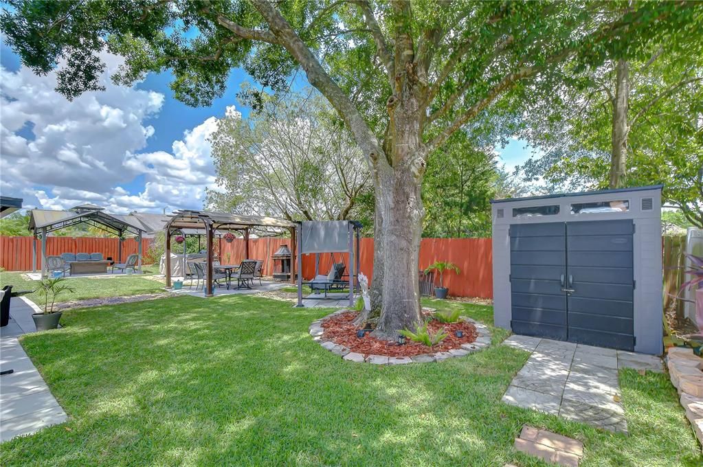 For Sale: $560,000 (3 beds, 2 baths, 1545 Square Feet)