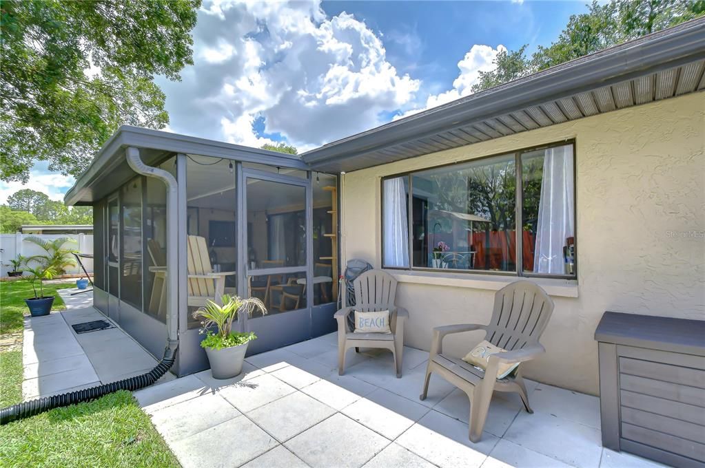 For Sale: $560,000 (3 beds, 2 baths, 1545 Square Feet)