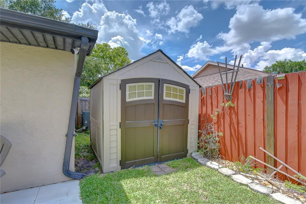 For Sale: $560,000 (3 beds, 2 baths, 1545 Square Feet)