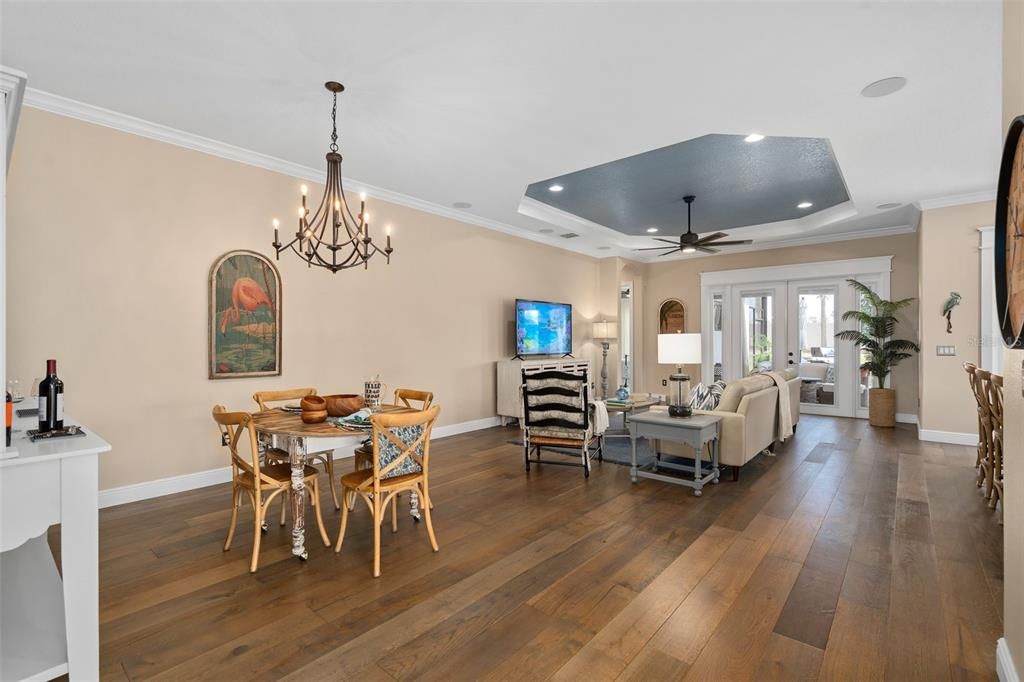 For Sale: $595,000 (3 beds, 3 baths, 2275 Square Feet)