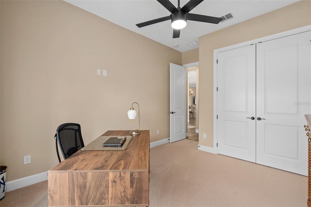 For Sale: $595,000 (3 beds, 3 baths, 2275 Square Feet)