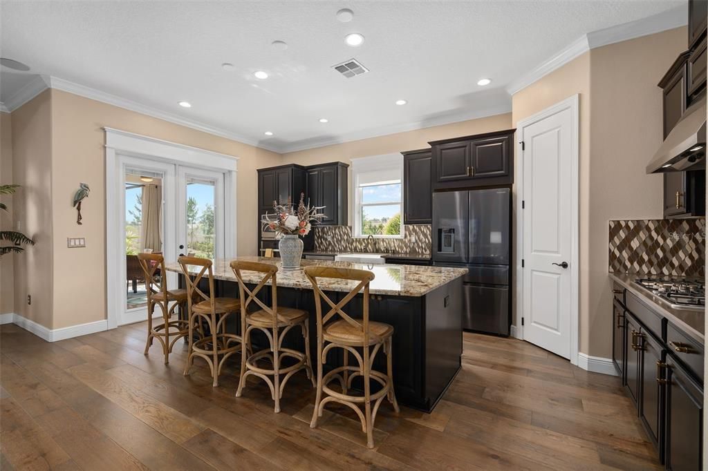 For Sale: $595,000 (3 beds, 3 baths, 2275 Square Feet)