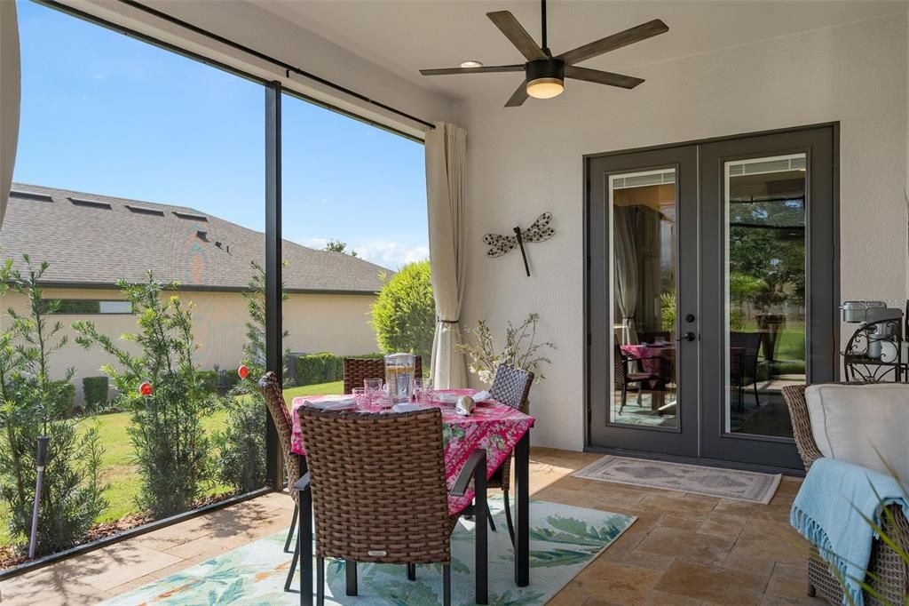 For Sale: $595,000 (3 beds, 3 baths, 2275 Square Feet)