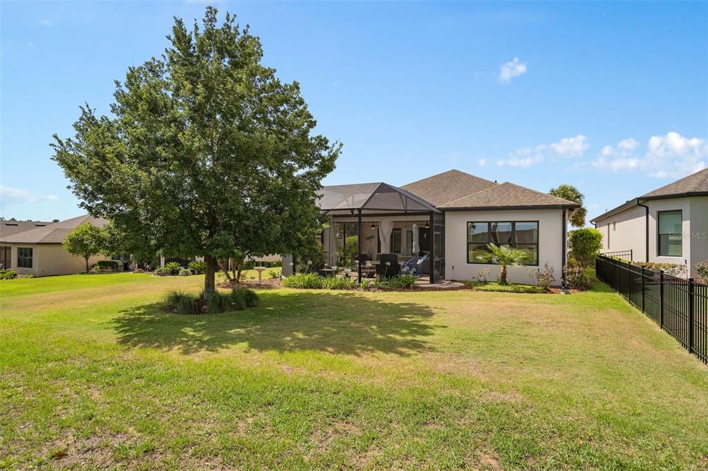 For Sale: $595,000 (3 beds, 3 baths, 2275 Square Feet)