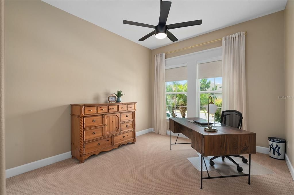 For Sale: $595,000 (3 beds, 3 baths, 2275 Square Feet)