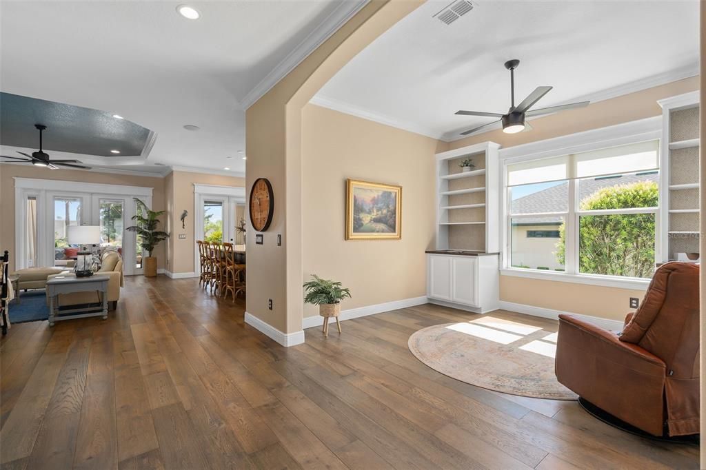 For Sale: $595,000 (3 beds, 3 baths, 2275 Square Feet)
