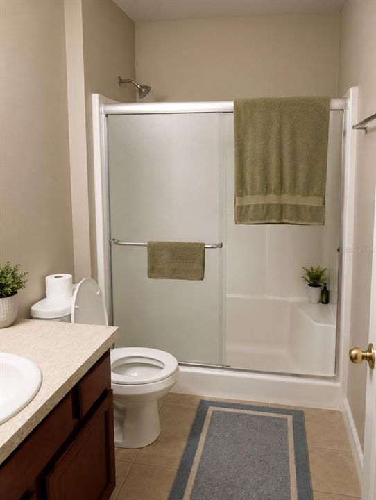 For Sale: $149,900 (2 beds, 2 baths, 1230 Square Feet)