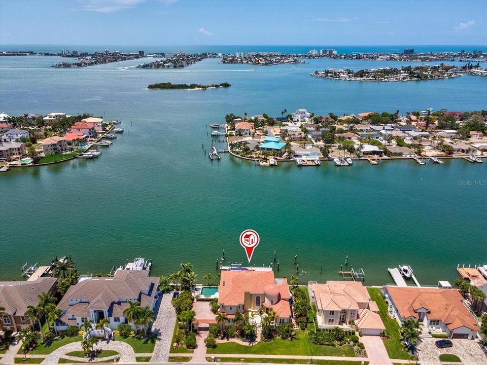 For Sale: $5,700,000 (4 beds, 4 baths, 5274 Square Feet)