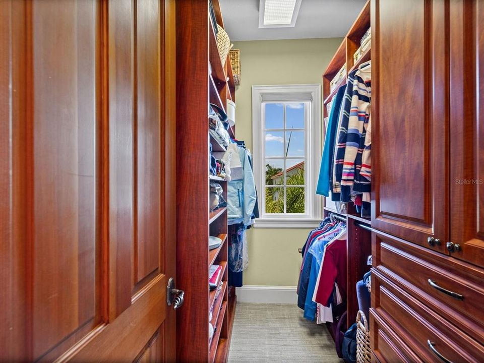 For Sale: $5,700,000 (4 beds, 4 baths, 5274 Square Feet)