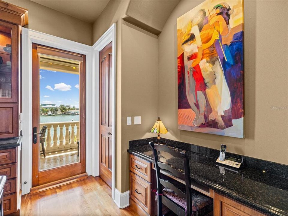 For Sale: $5,700,000 (4 beds, 4 baths, 5274 Square Feet)