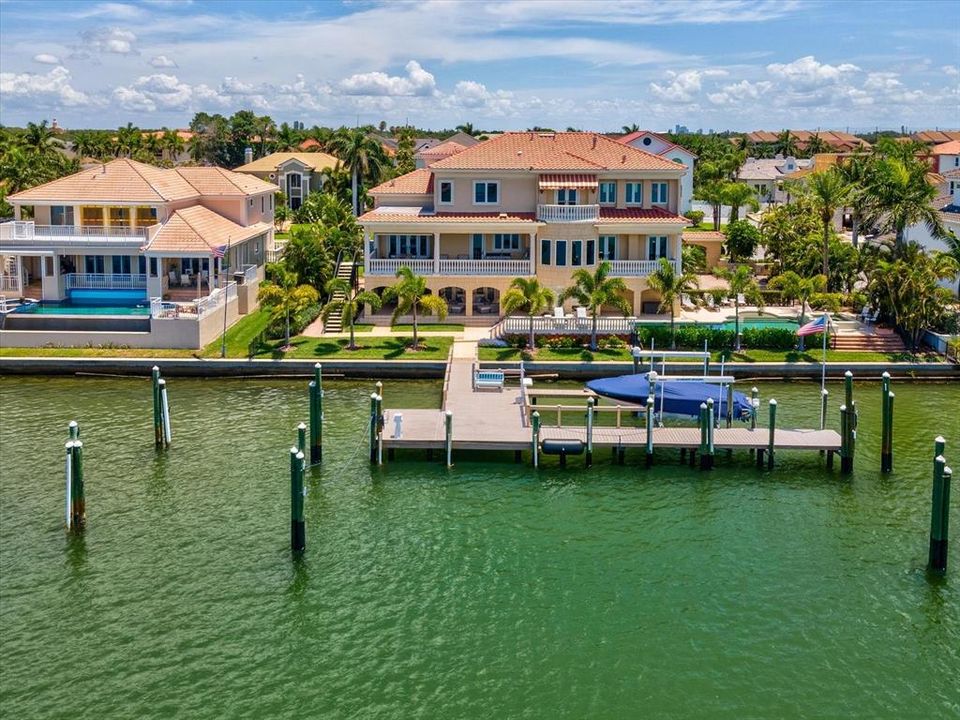 For Sale: $5,700,000 (4 beds, 4 baths, 5274 Square Feet)