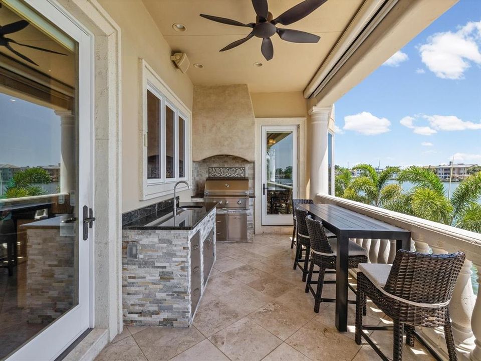 For Sale: $5,700,000 (4 beds, 4 baths, 5274 Square Feet)