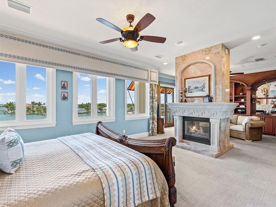 For Sale: $5,700,000 (4 beds, 4 baths, 5274 Square Feet)