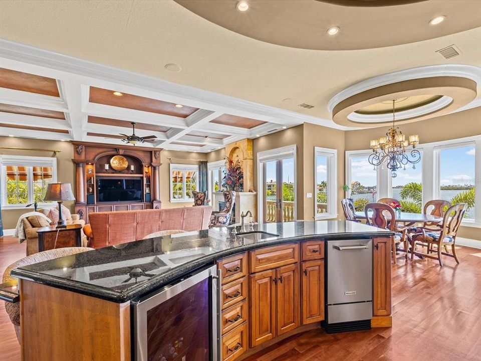 For Sale: $5,700,000 (4 beds, 4 baths, 5274 Square Feet)