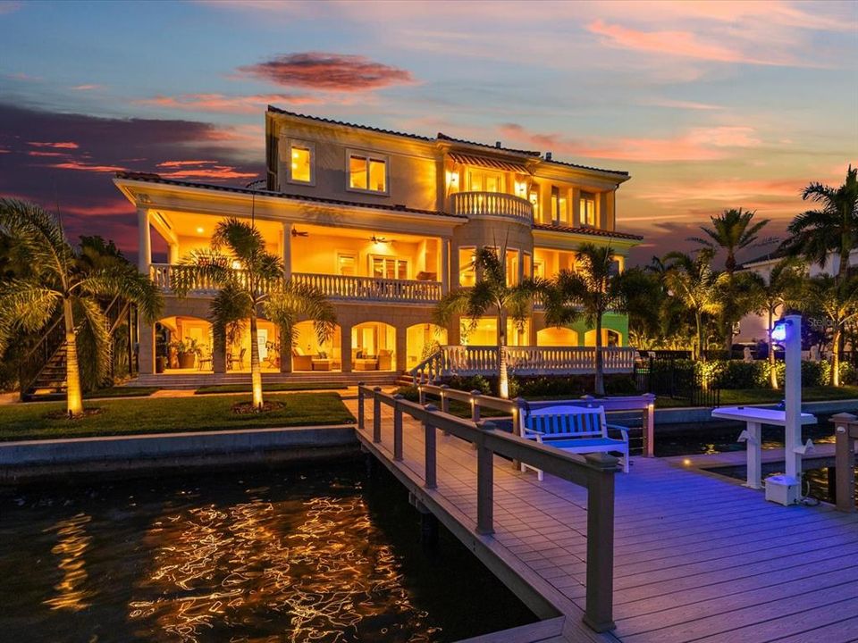 For Sale: $5,700,000 (4 beds, 4 baths, 5274 Square Feet)