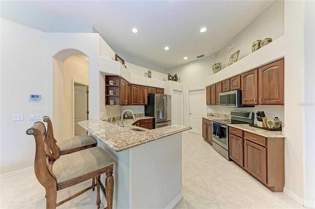 For Sale: $649,900 (4 beds, 3 baths, 2539 Square Feet)