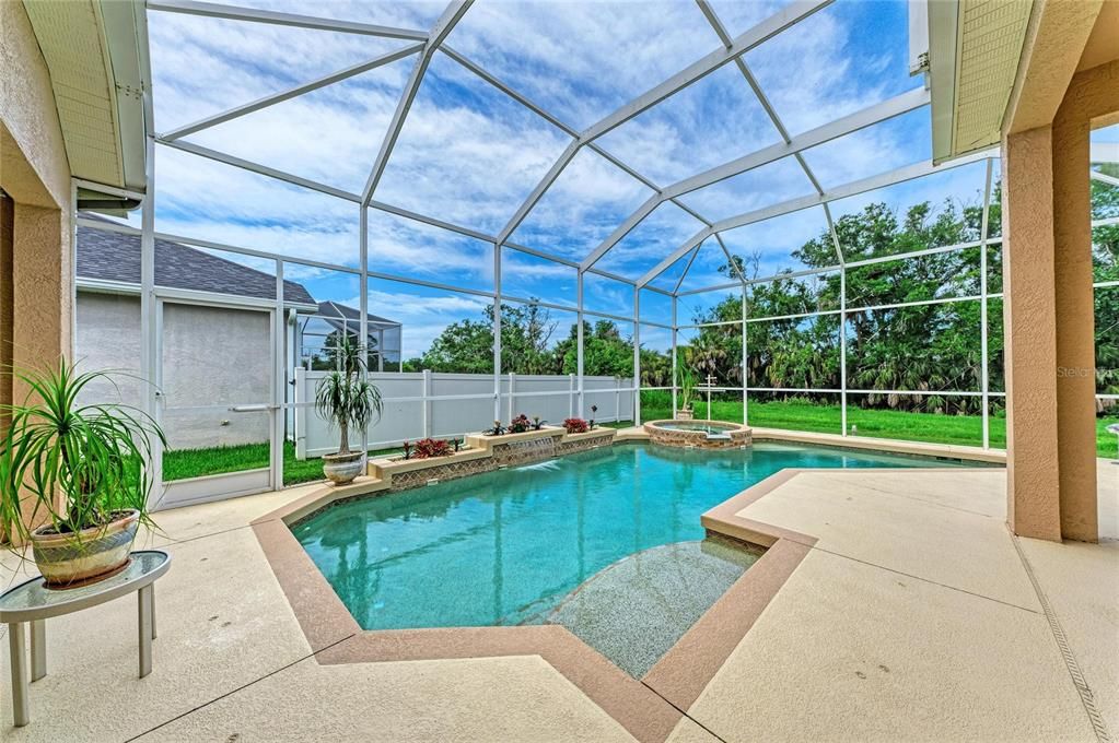 For Sale: $649,900 (4 beds, 3 baths, 2539 Square Feet)