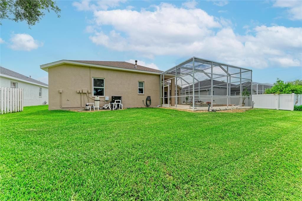 For Sale: $649,900 (4 beds, 3 baths, 2539 Square Feet)