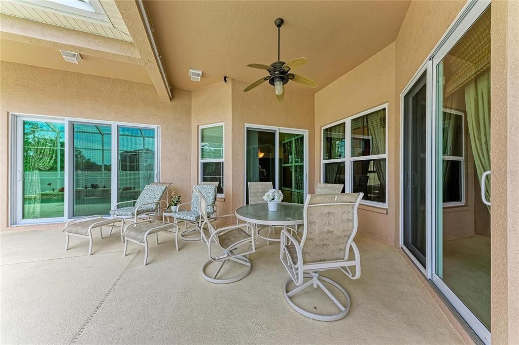 For Sale: $649,900 (4 beds, 3 baths, 2539 Square Feet)