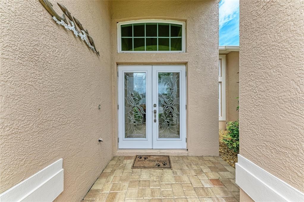 For Sale: $649,900 (4 beds, 3 baths, 2539 Square Feet)