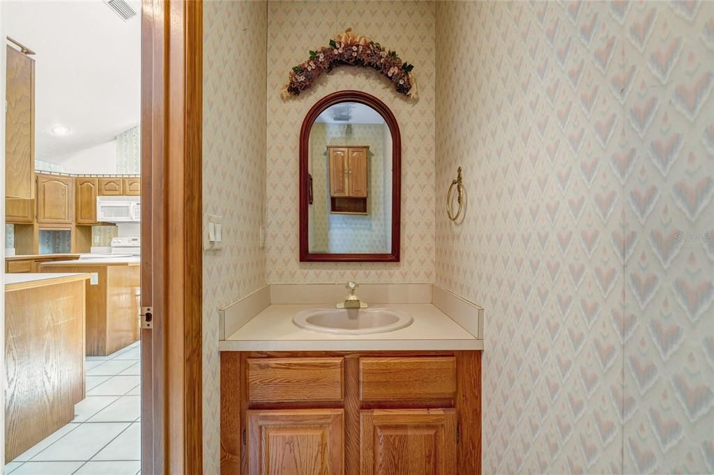 For Sale: $695,000 (4 beds, 2 baths, 2562 Square Feet)