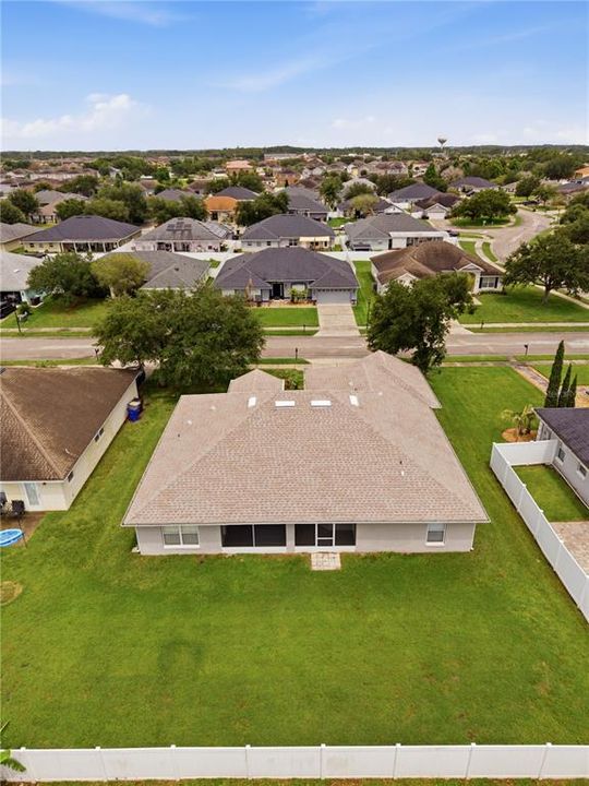 For Sale: $450,000 (4 beds, 3 baths, 2284 Square Feet)