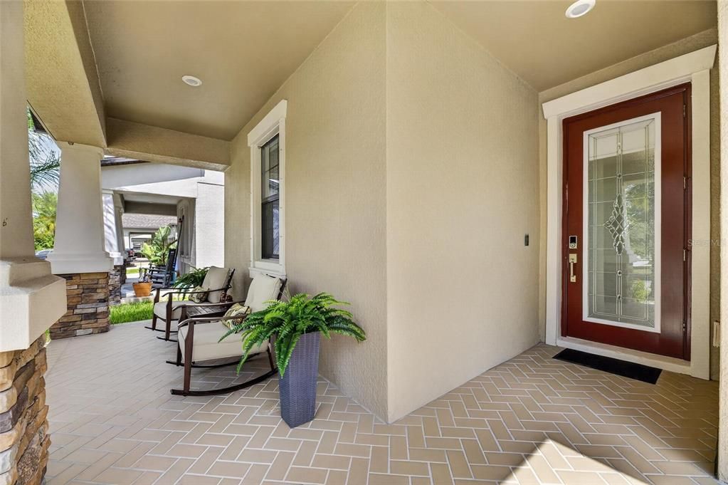 Active With Contract: $400,000 (4 beds, 3 baths, 2040 Square Feet)