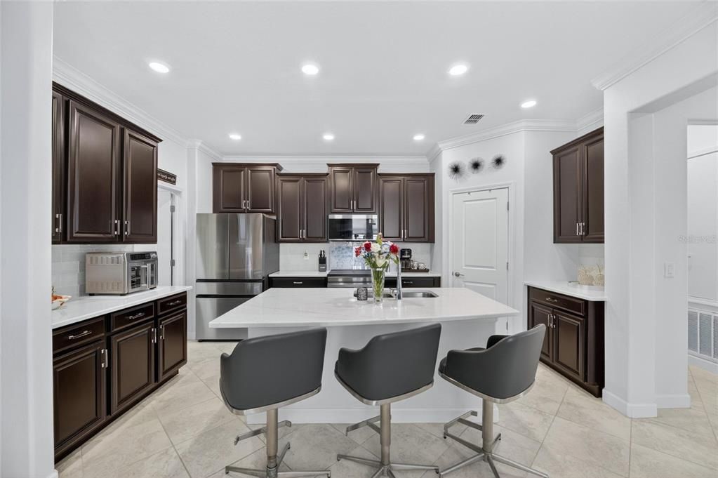 Active With Contract: $400,000 (4 beds, 3 baths, 2040 Square Feet)