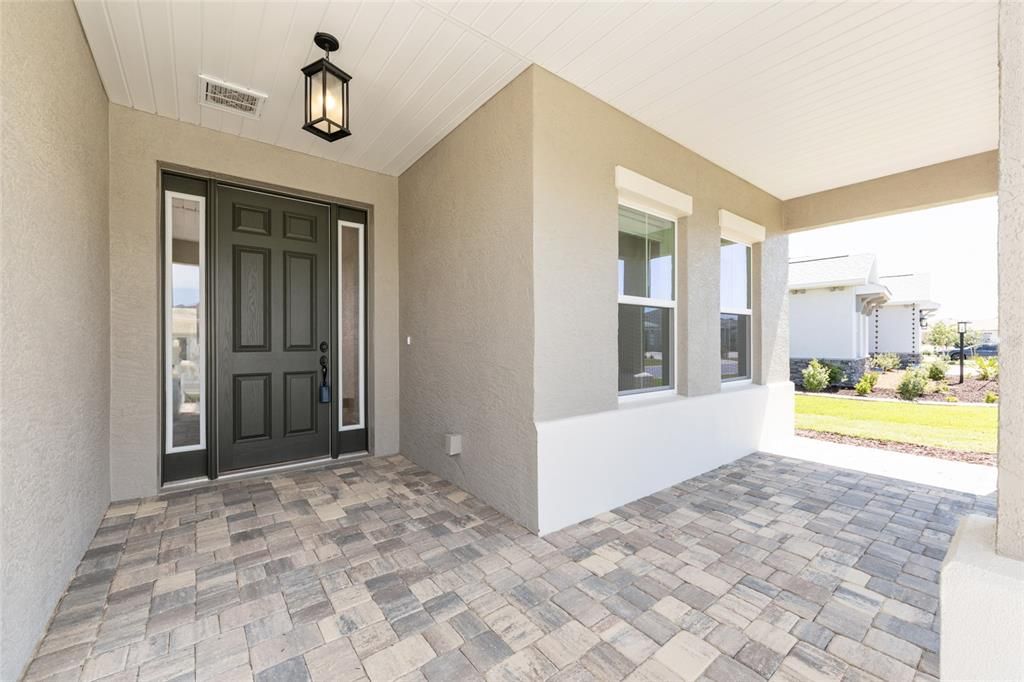 For Sale: $530,450 (3 beds, 3 baths, 2211 Square Feet)