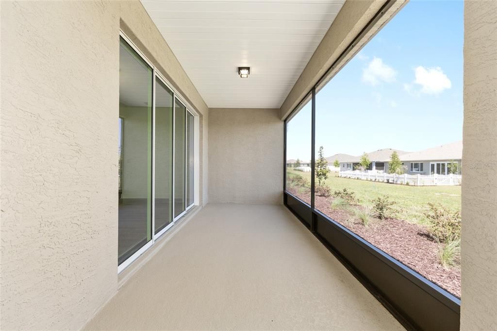 For Sale: $530,450 (3 beds, 3 baths, 2211 Square Feet)