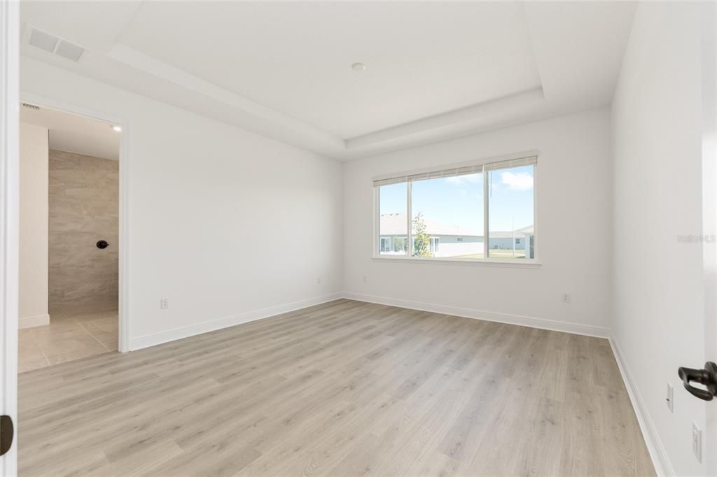 For Sale: $530,450 (3 beds, 3 baths, 2211 Square Feet)