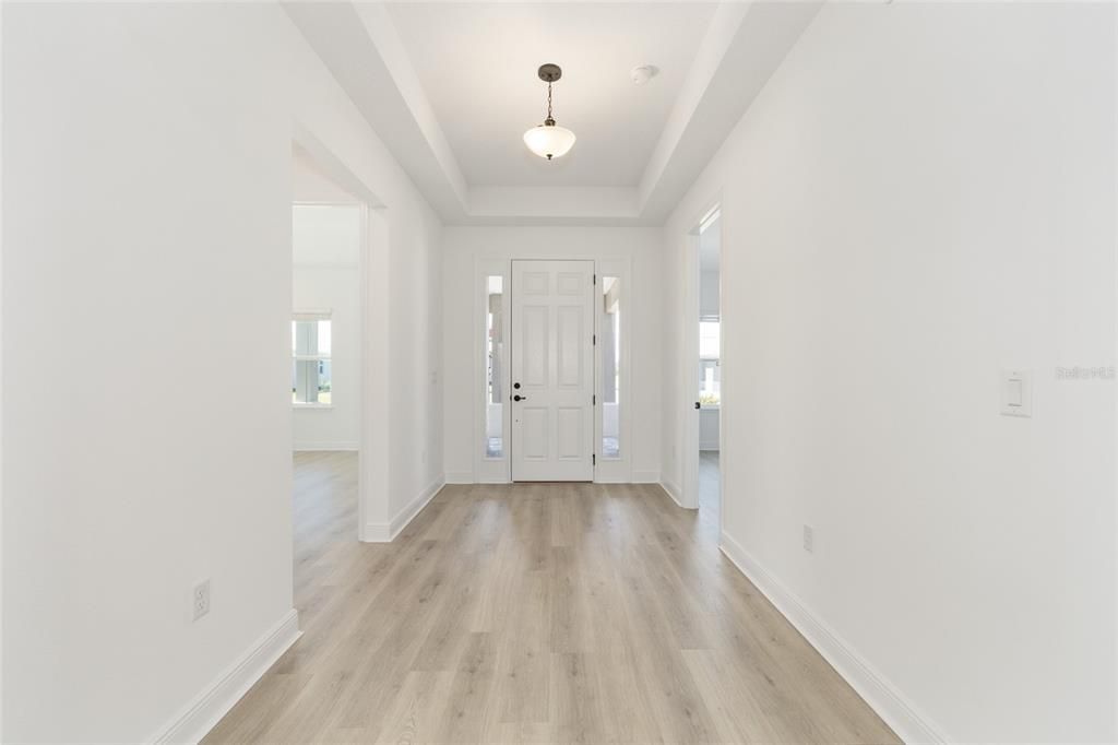 For Sale: $530,450 (3 beds, 3 baths, 2211 Square Feet)