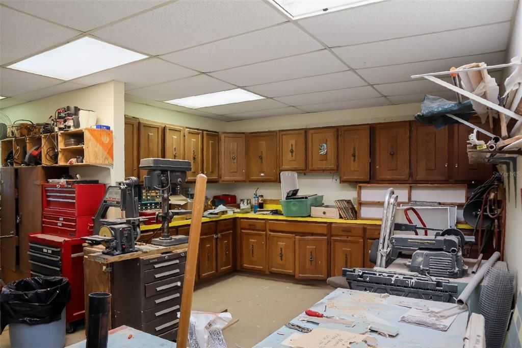 For Sale: $75,000 (1 beds, 1 baths, 790 Square Feet)
