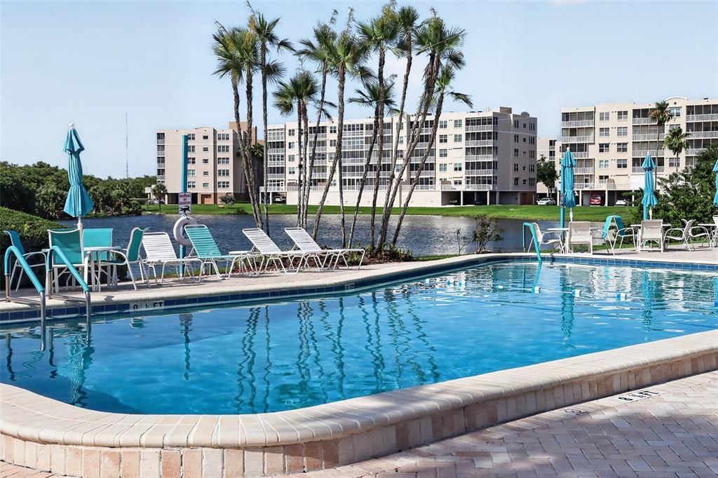 For Sale: $75,000 (1 beds, 1 baths, 790 Square Feet)