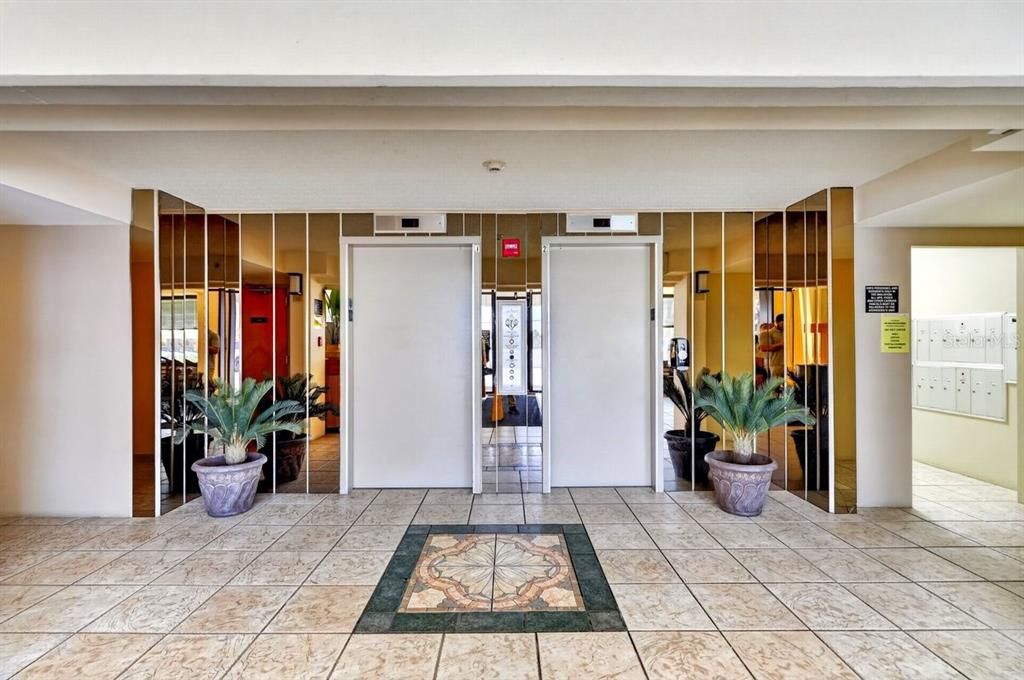 For Sale: $400,000 (3 beds, 2 baths, 1735 Square Feet)