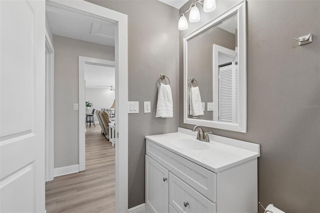 For Sale: $475,000 (3 beds, 2 baths, 1333 Square Feet)