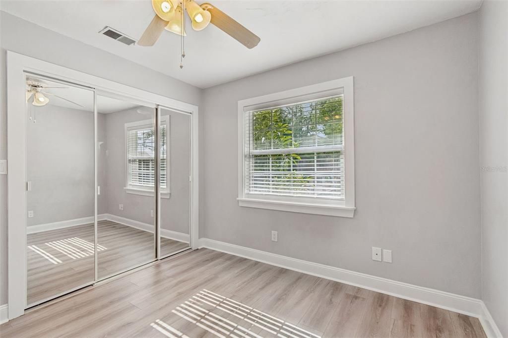 For Sale: $475,000 (3 beds, 2 baths, 1333 Square Feet)