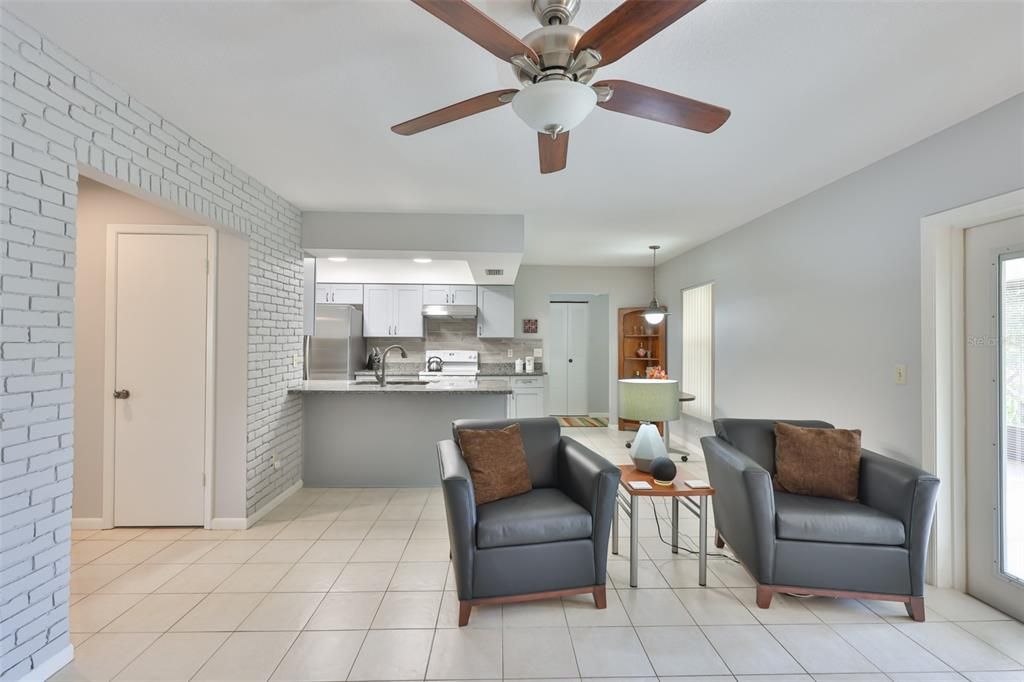 For Sale: $399,000 (3 beds, 2 baths, 1605 Square Feet)