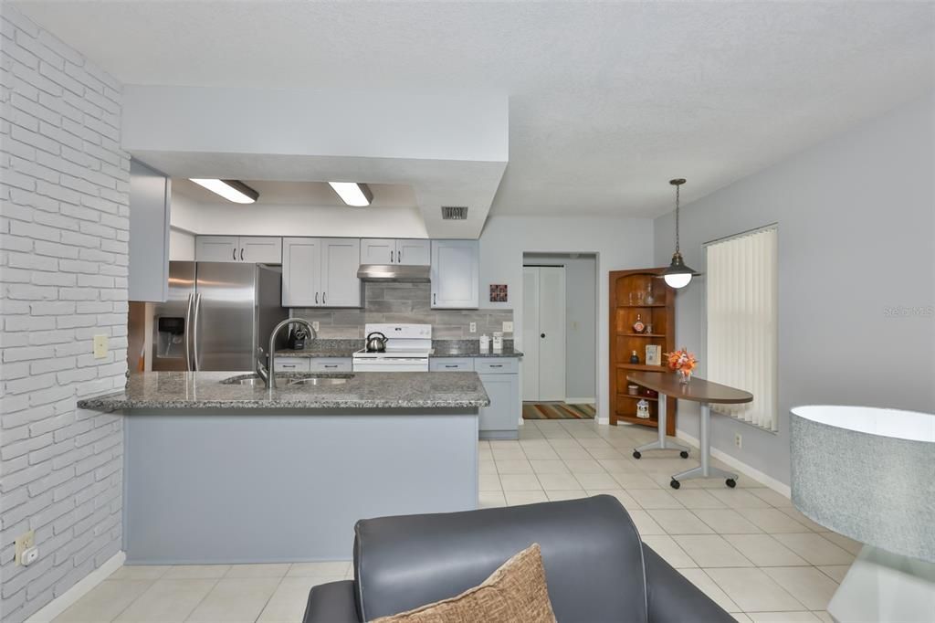For Sale: $399,000 (3 beds, 2 baths, 1605 Square Feet)