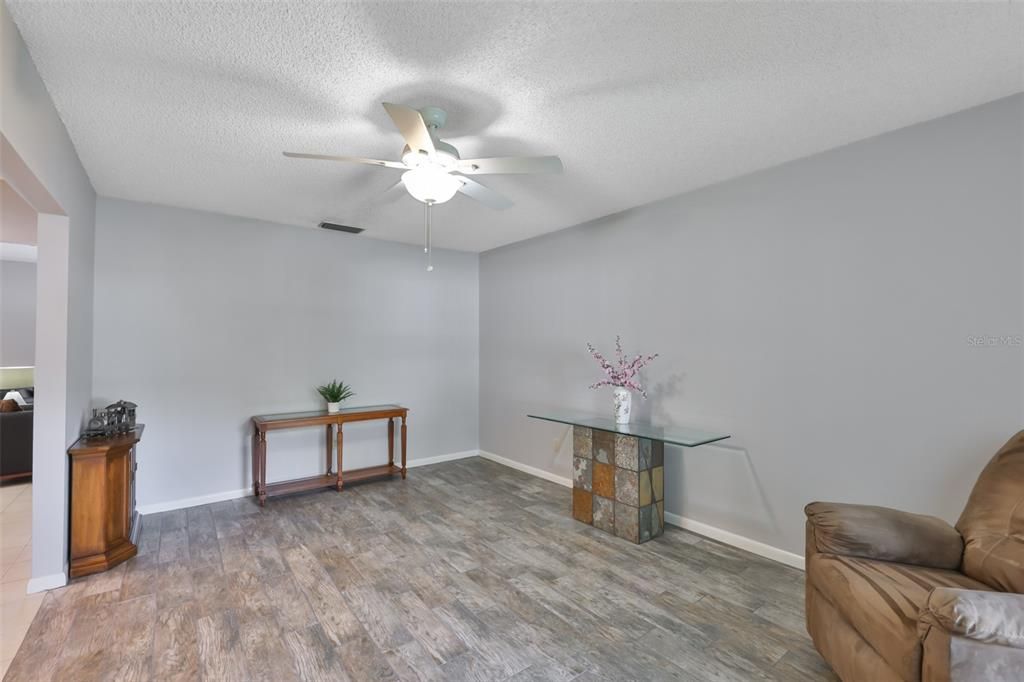 For Sale: $399,000 (3 beds, 2 baths, 1605 Square Feet)