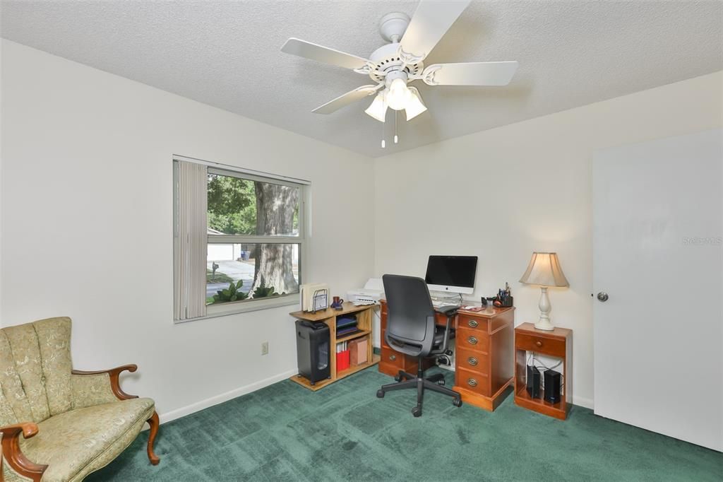For Sale: $399,000 (3 beds, 2 baths, 1605 Square Feet)