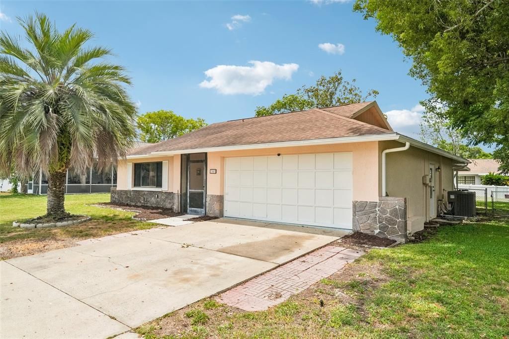 For Sale: $259,900 (3 beds, 2 baths, 1191 Square Feet)