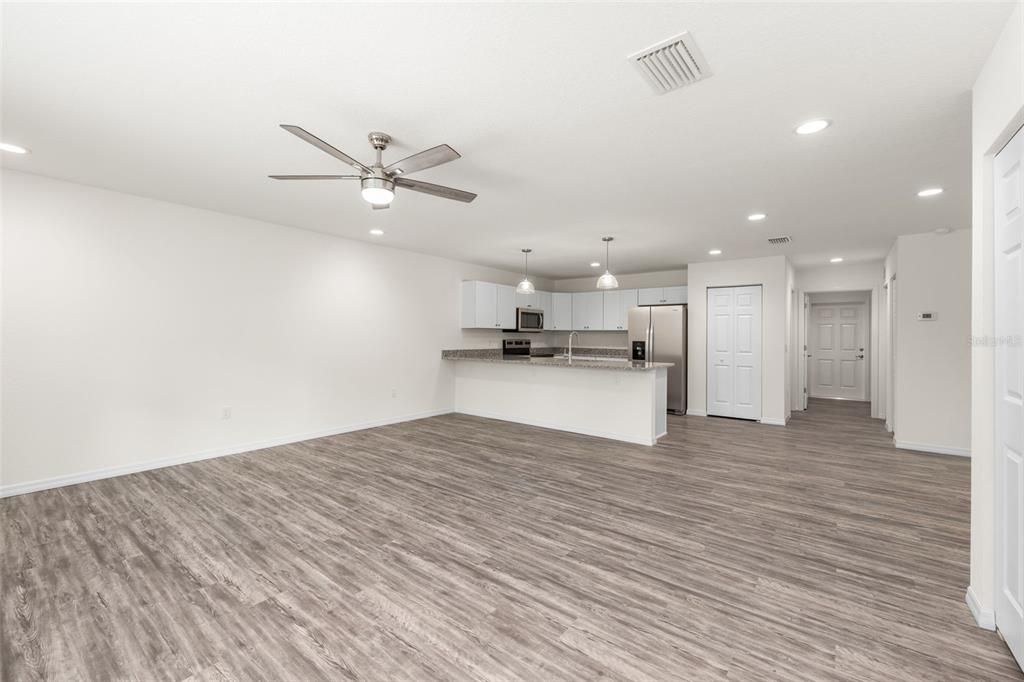 Activo con contrato: $499,000 (6 camas, 0 baños, 2826 Pies cuadrados)